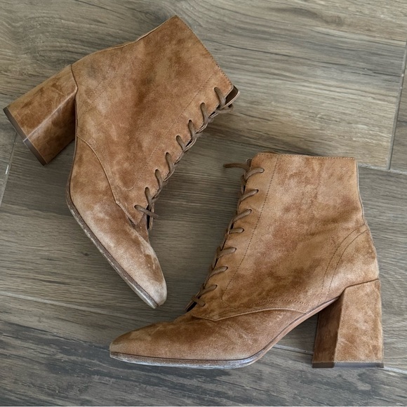 VINCE Halle Lace Up Ankle Bootie in Cedar Suede - Picture 4 of 7